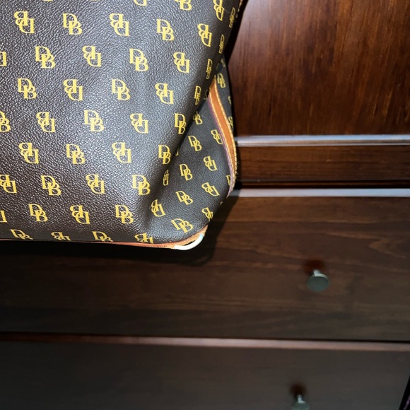 Dooney & Bourke Signature Brown Logo Leather Strap Shoulder Purse Tote - Picture 2 of 16